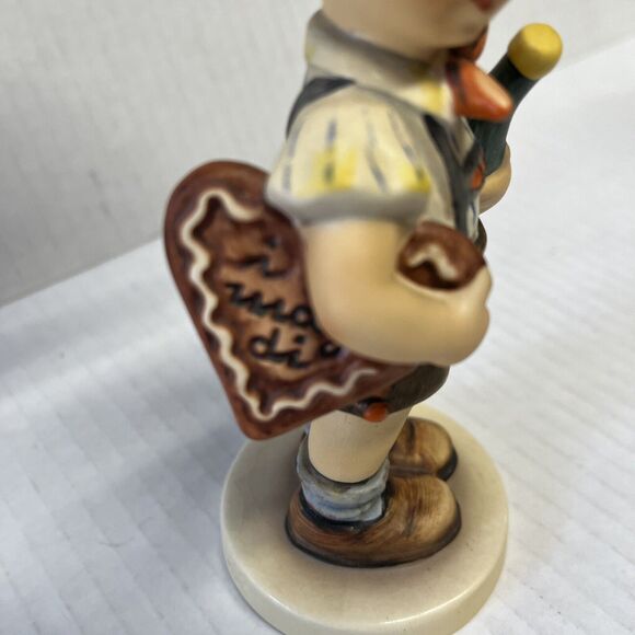 Goebel Hummel 399 Figurine Valentine Joy 1981 (boy) - Picture 4 of 6